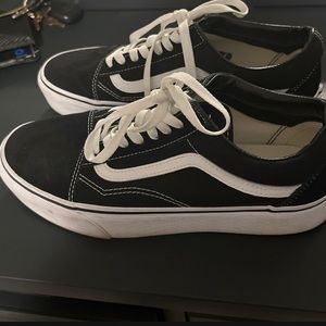 Women shoes vans size 9 1/2
